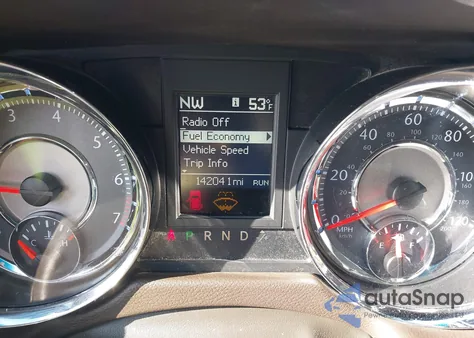 2016 Chrysler Town & Country Touring z USA, uszkodzony, nr VIN 2C4RC1BG8GR240198